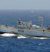 Chinese-fishing-vessel-hijacked-in-2008-USN-photo.13bcc7
